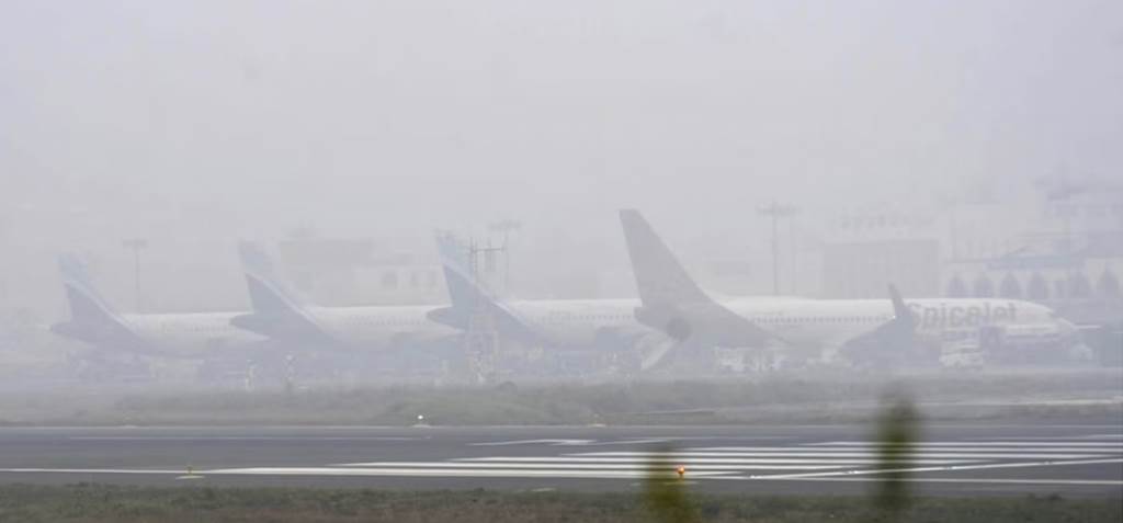 Delhi Airport 97 flights cancelled over 200 delayed due to fog